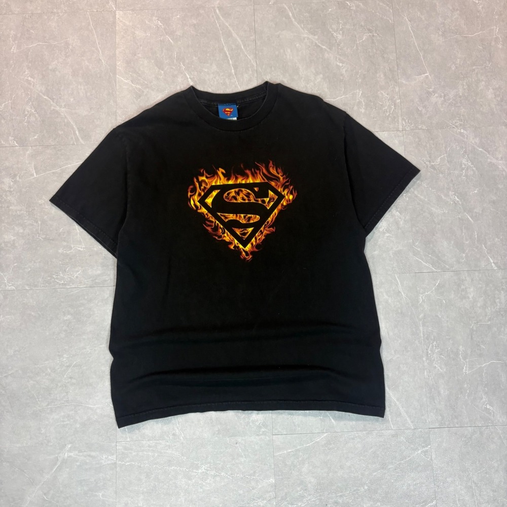 Superman Flaming Shield Graphic T-Shirt Mens Large Black DC Comics Fire Logo Tee